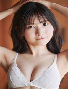 《性欧美巨大乳》