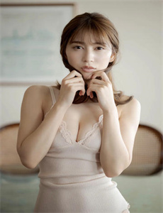 《宫崎美穗》